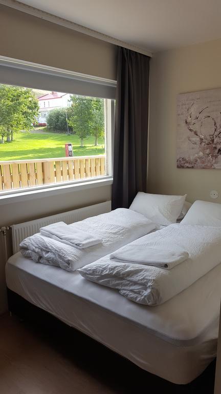 Hotel Sveinbjarnargerdi Svalbarthseyri Exterior foto