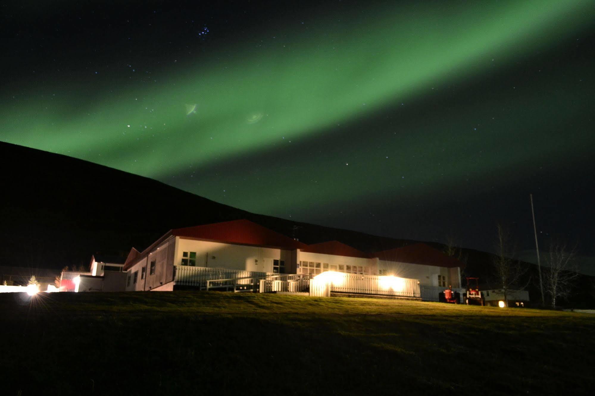 Hotel Sveinbjarnargerdi Svalbarthseyri Exterior foto